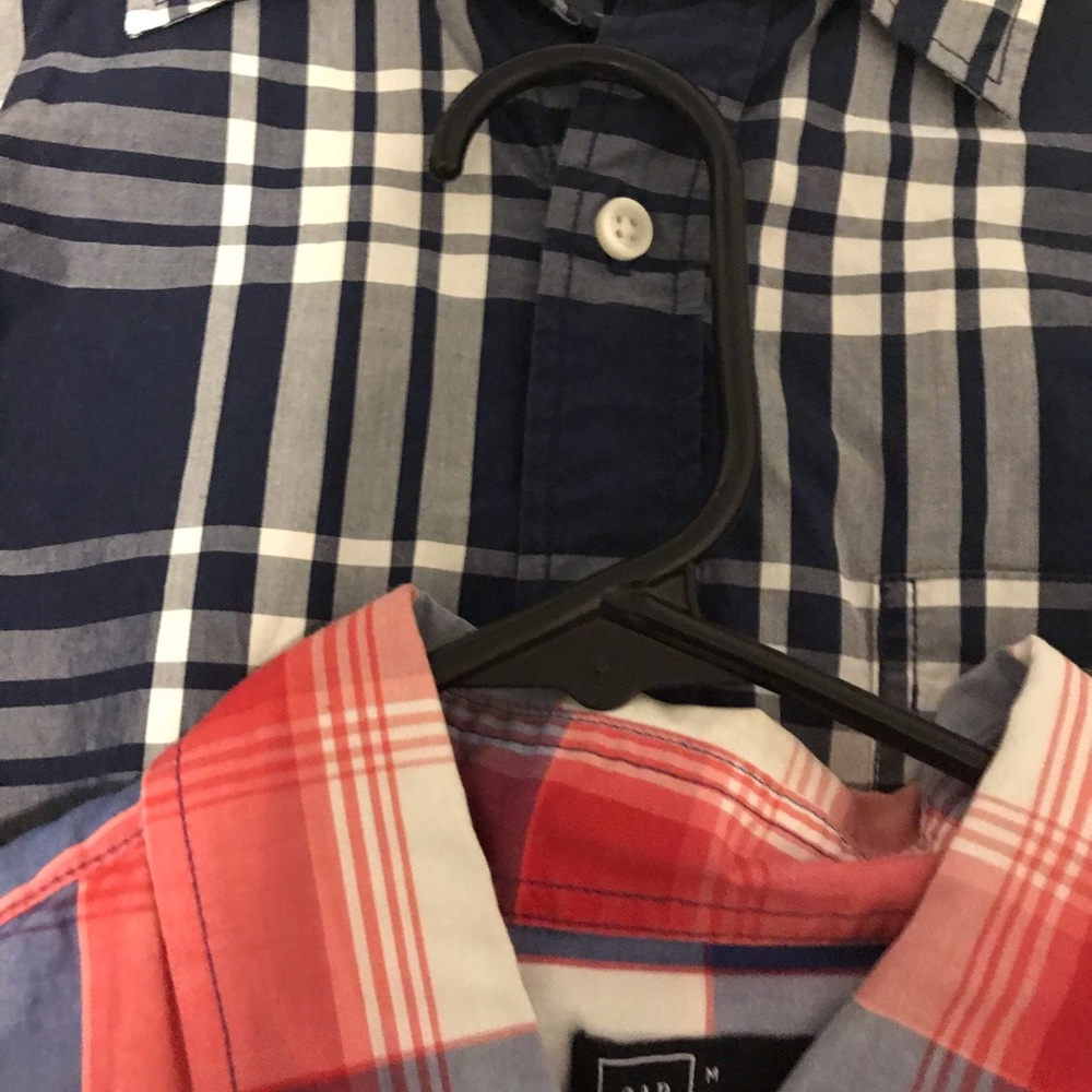 Two Gap button down shirts - Picture 2 of 2